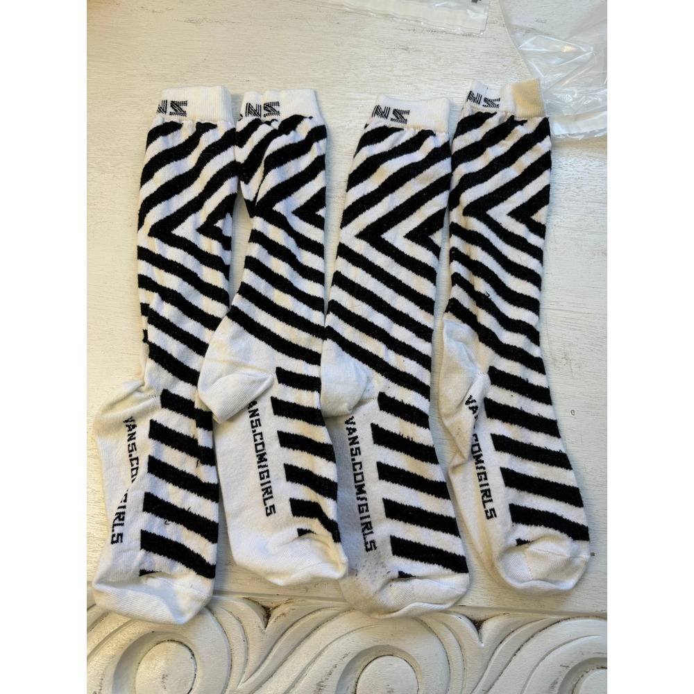 Vans Girls Crew Socks Black White Chevron Stripe Logo 2 Pair Lot
